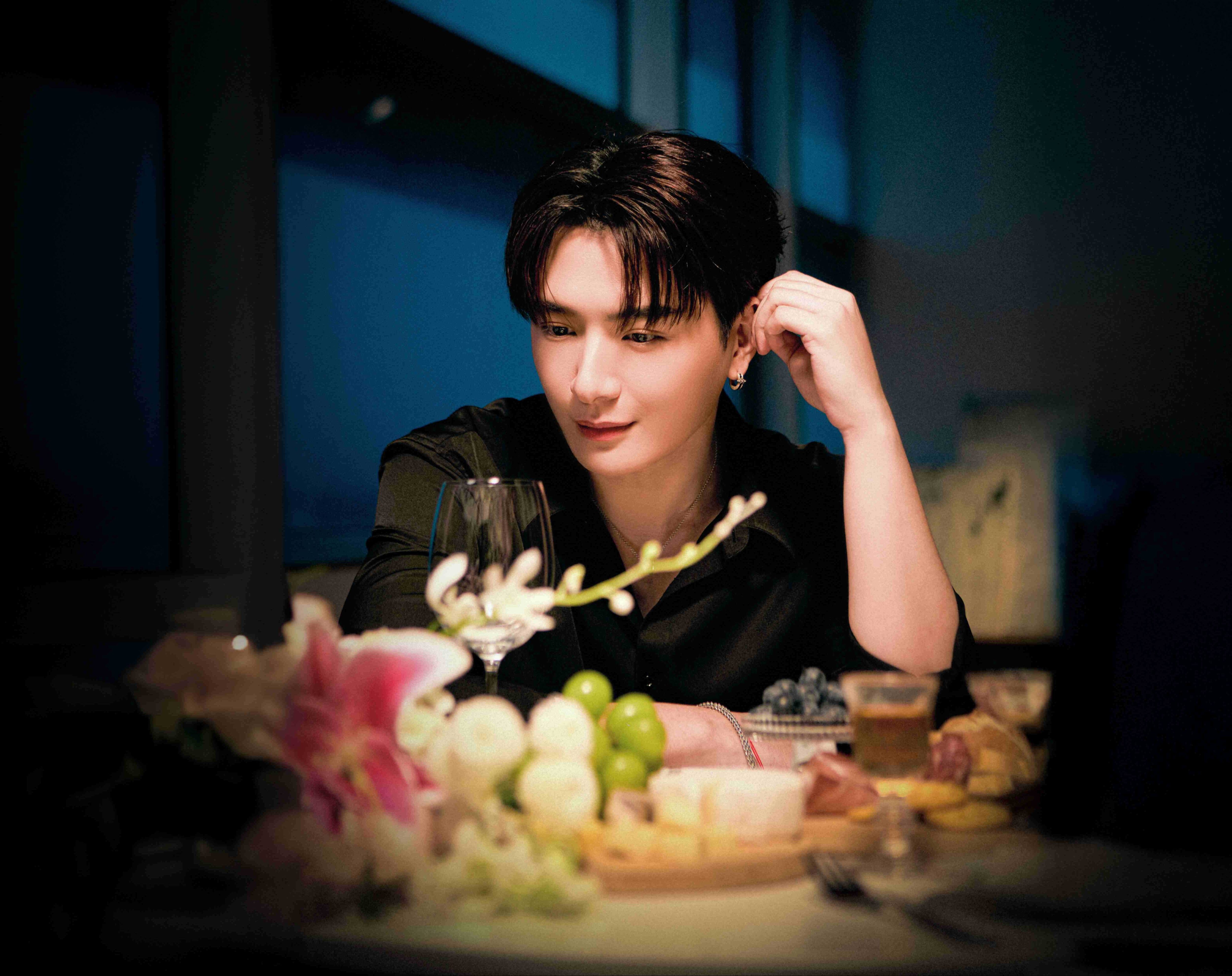 “KRIST” เปิดโหมดหนุ่มคลั่งรัก ส่งซิงเกิลใหม่ “เติมเธอ (Fill My Heart)”ชวนสาวฮอต “น้ำตาล“ มาเติมเต็มความรักใน MVพร้อมดึง “THE TOYS” นั่งแท่น Producer และ “Marc Tatchapon” ร่วมแต่งเนื้อร้อง