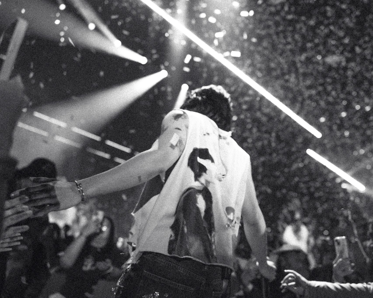 PUN ปิดฉาก PUN ‘Bandage’ The 1st Concert คอนเสิร์ตเดี่ยวครั้งแรกในชีวิตได้อย่างสวยงามถ่ายทอดหลากหลายอารมณ์ได้อย่าง Perfect โปรดักชั่นจัดเต็มทุกช่วง สมการรอคอยทุกวินาที 