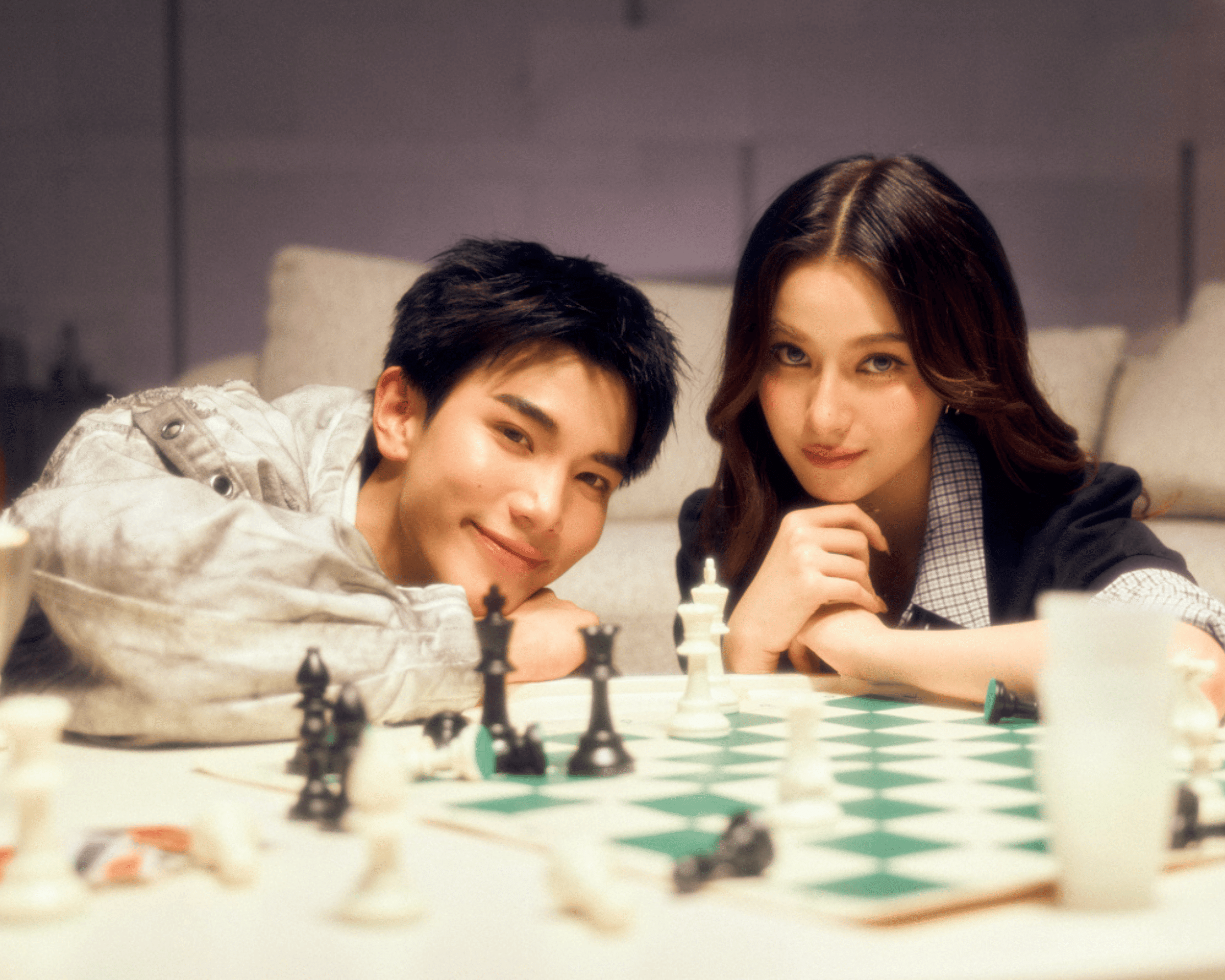 “FOURTH” ส่งซิงเกิลใหม่ “อยู่ด้วยกันนะ (Every Single Day)” ถ่ายทอดบรรยากาศฟูลฟิลใจยามค่ำคืน เมื่อเจอ “คนที่ใช่” ดึง “พรีม ชนิกานต์” เล่น MV และ “OZEEOOS” (โอซีอุส) นั่งแท่นโปรดิวเซอร์