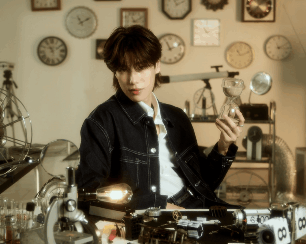 “PHUWIN” อบอุ่นเกินต้าน! ในซิงเกิลใหม่ “แค่นาทีเดียว” (A Minute) ดึง “เบนซ์” ร่วมโมเมนต์สุดละมุน การันตีคุณภาพจากปลายปากกา “ข้าว fellow fellow”