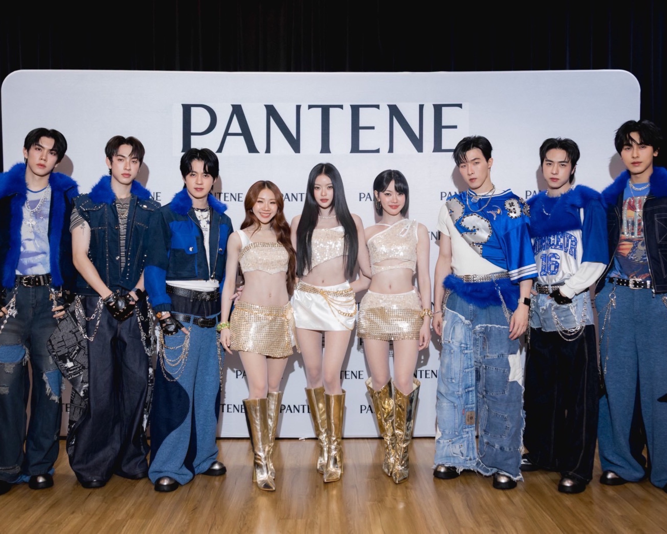 “Pantene x Head & Shoulders” สร้างปรากฏการณ์ครั้งประวัติศาสตร์ดึง “PiXXiE” – “PROXIE” ระเบิดความมันส์ในงาน “DARE THE HEAT SPECIAL FANCON”